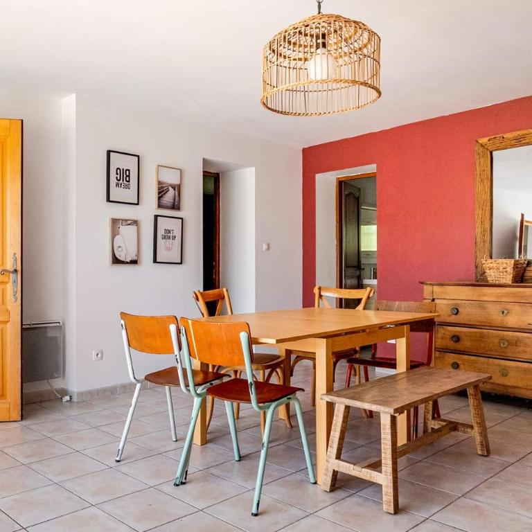 La Villa Romana pour 12 personnes avec piscine privée à Nimes - Villa avec Piscine Privée - 10