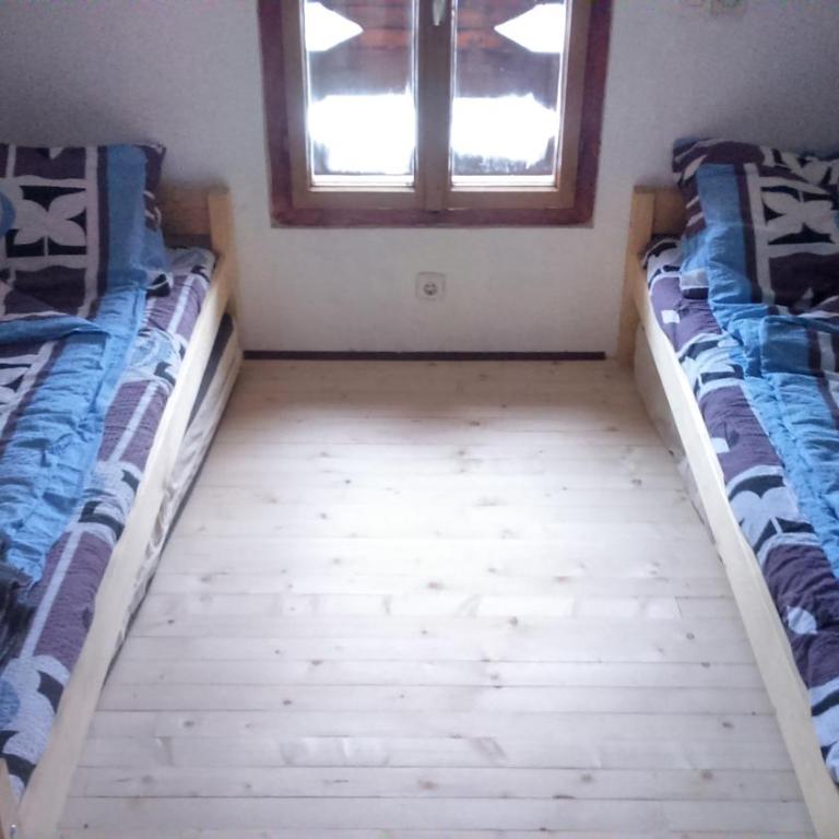 Zlatni Javor - Two-Bedroom Apartment - 14