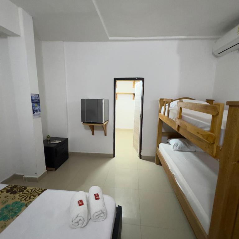 Hotel Habitaciones D y Mar - Habitación con cama grande - 3