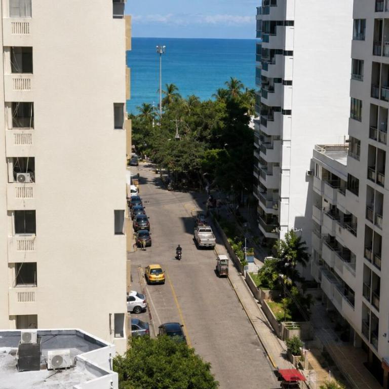 2 blocks from the sea - 3H - Families and groups - Three-Bedroom Apartment - 7