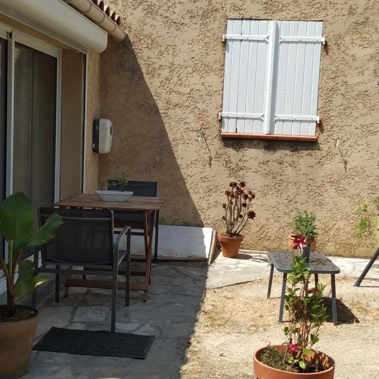 Studio cosy La Ciotat idéal couple avec cuisine & wifi - Haus mit 1 Schlafzimmer - 3