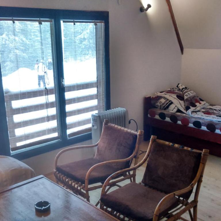 Zlatni Javor - Two-Bedroom Apartment - 3