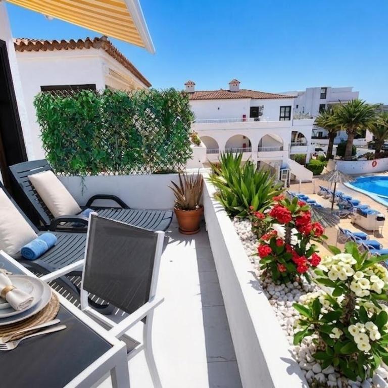 Soleggiato attico vista mare e piscina SC768 - One-Bedroom Apartment - 3
