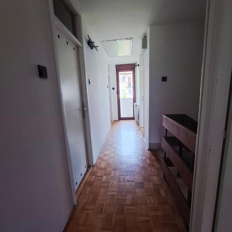 Townhouse Aerodrom - Vila sa 2 Spavaće Sobe - 13