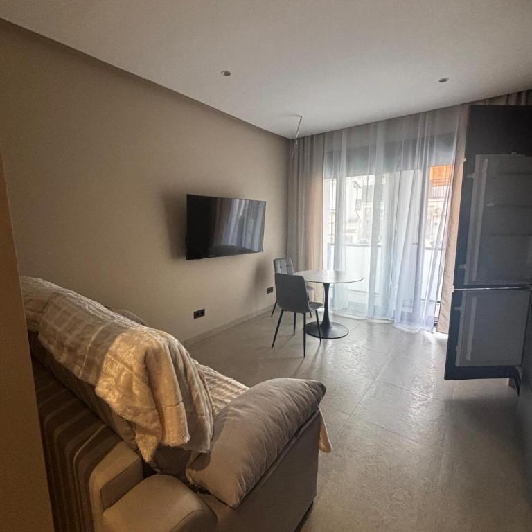 Moja Laguna-Beachside Apartment - One-Bedroom Apartment - 7