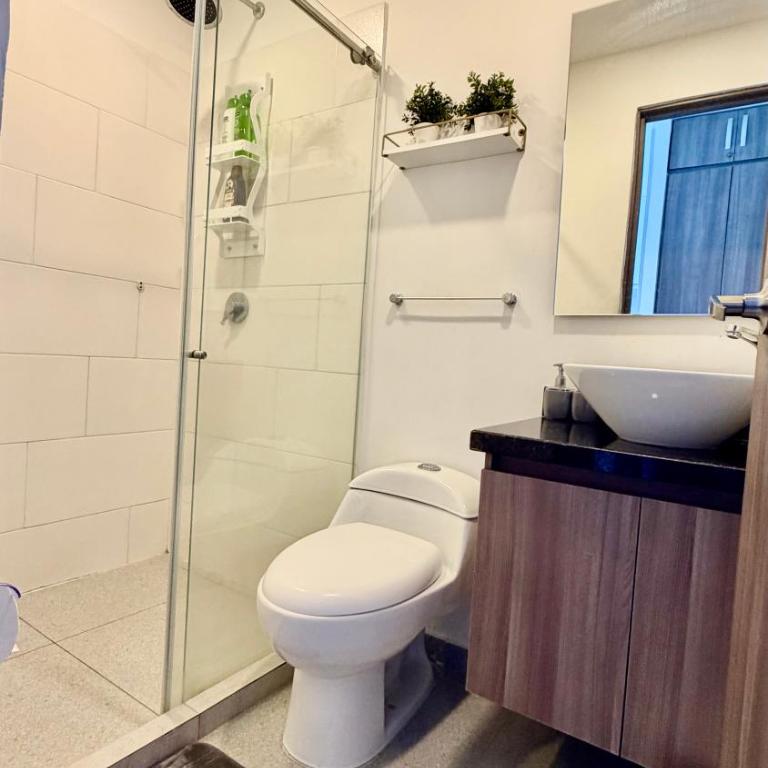 HOSTARA Rodadero, 2 blocks from the BEACH and Sky Tower Pool - One-Bedroom Apartment - 16