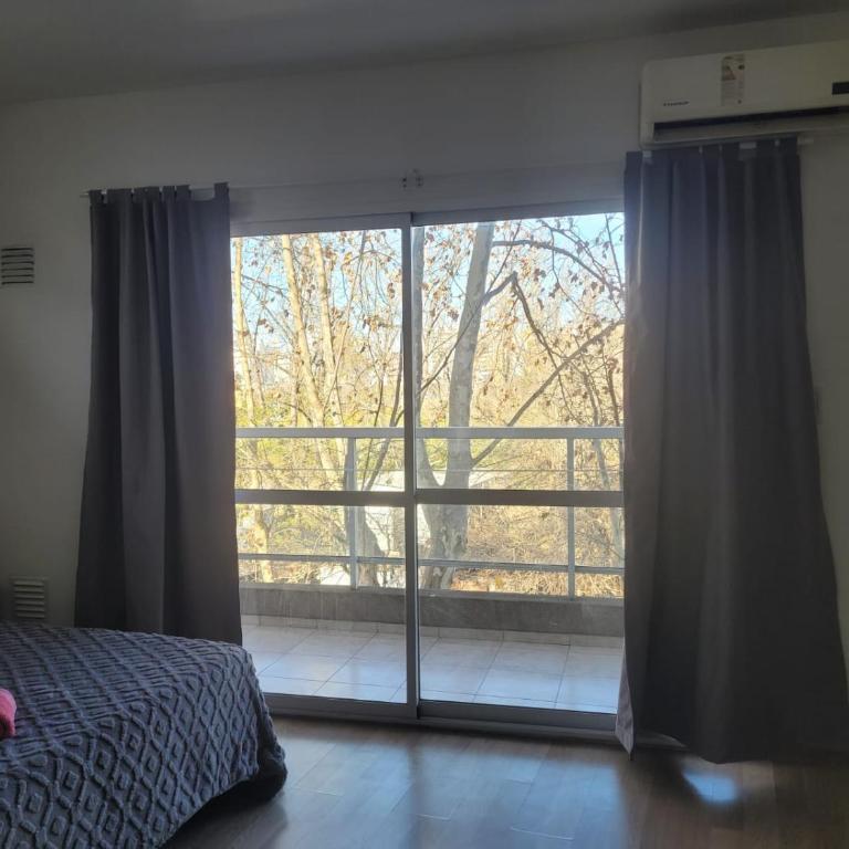 Estudio con Balcón en Caballito Cerca de Ferro - One-Bedroom Apartment - 2