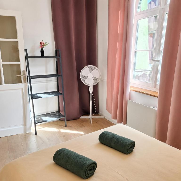 Calme et confort au cœur du vieux Troyes - Two-Bedroom Apartment - 9