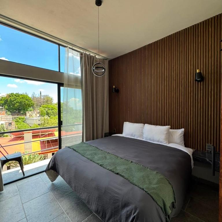 Casona San Cayetano Suites & Lofts & Spa by SCE - Suite with City View - 7