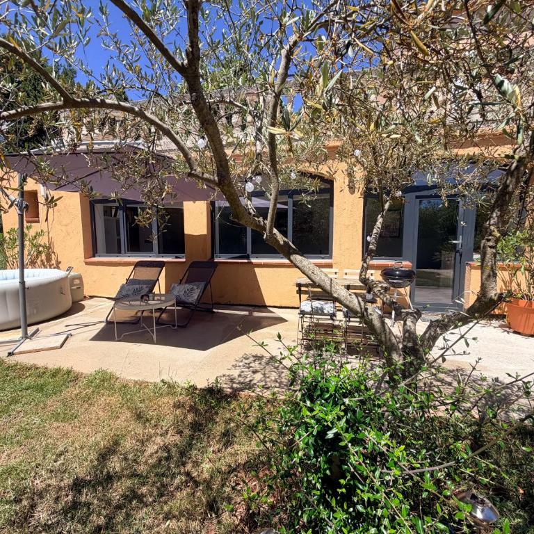 Aix-en-Provence, Cosy studio au calme de la campagne avec Spa et Clim - Apartment mit 1 Schlafzimmer - 6