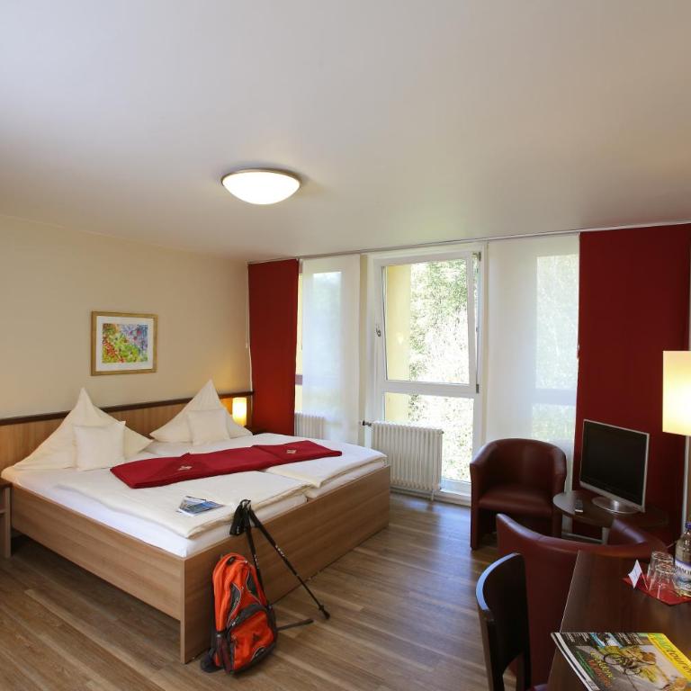 Tagungshaus Regina Pacis - Doppel- oder Zweibettzimmer - 4