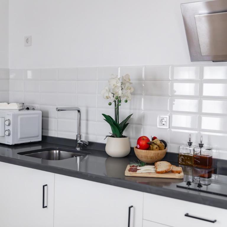 Limerencia: tu hogar en este blanco pueblo - Apartamento de 1 dormitorio - 4