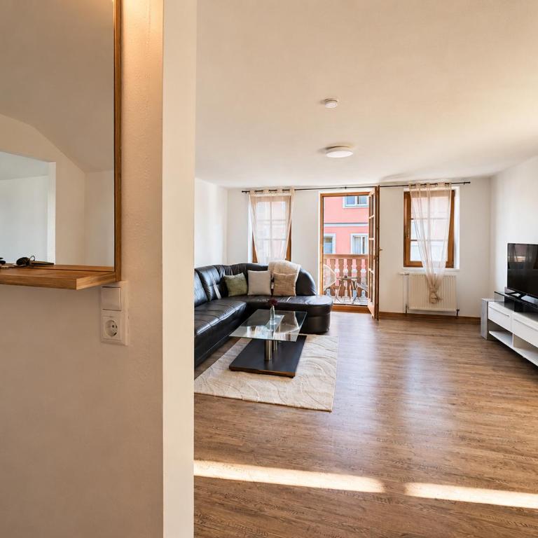 KAISERLICH WOHNEN zentral und am Fluss - Apartment mit Balkon - 8