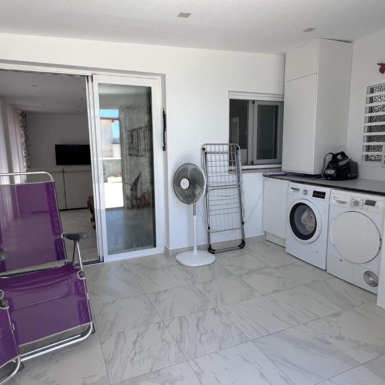 Million Euros View and Location in Heart of Calpe - Apartment mit 3 Schlafzimmern - 24