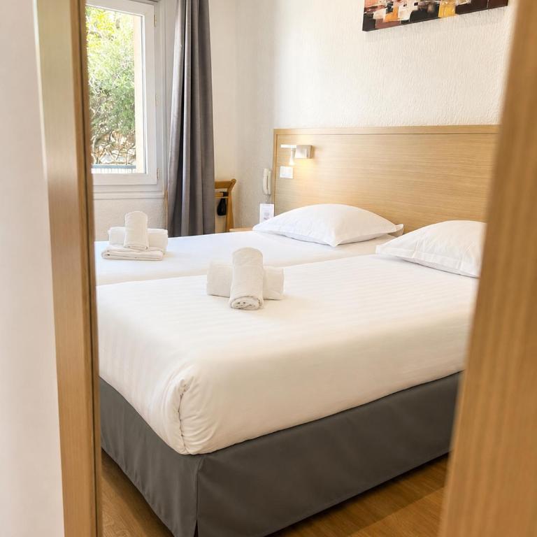 Holzer II - Chambre Lits Jumeaux - 1