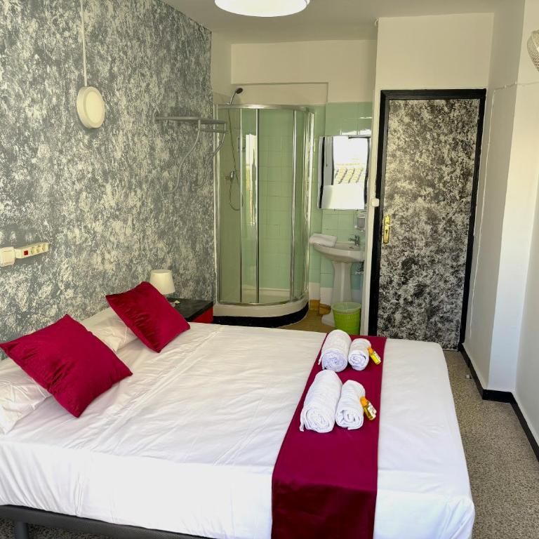Evans Realty - Hostal - Habitación Doble Deluxe - 5