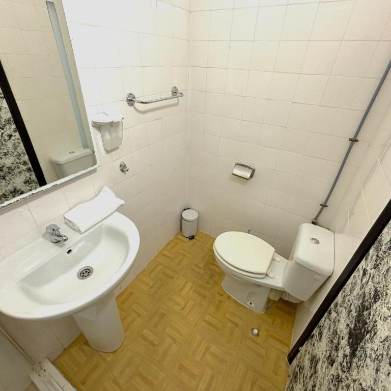 Evans Realty - Hostal - Habitación Doble Superior - 4