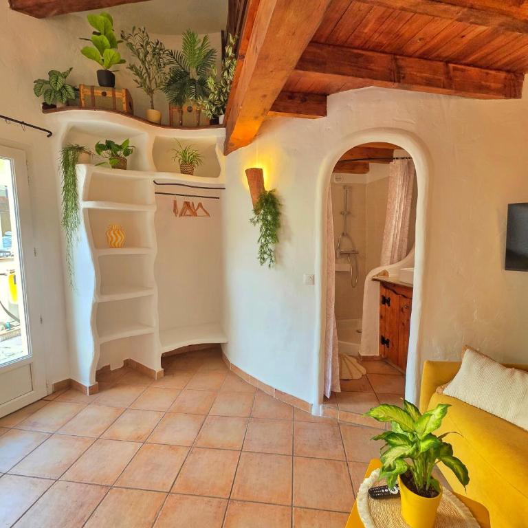 La Bastide Bohême Cozy studio, garden & parking - Maison 1 Chambre - 25