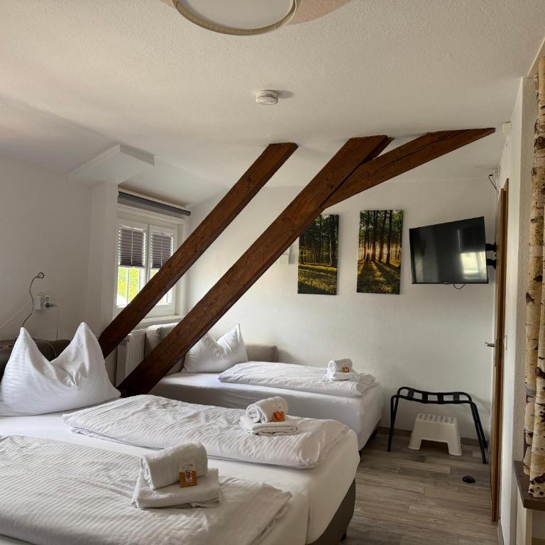 Hotel Hasen Kaufbeuren Allgäu - Dreibettzimmer - 3