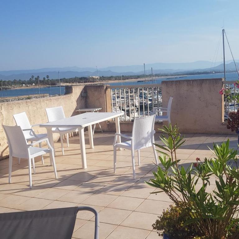 sea view, exceptional terrace, direct beach access - Appartamento con 1 Camera da Letto - 19