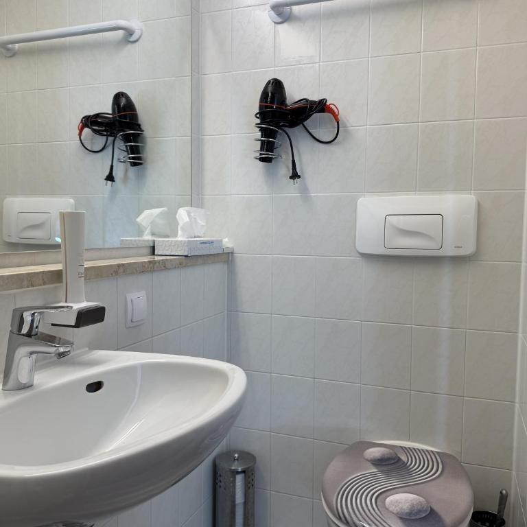 Hotel Hasen Kaufbeuren Allgäu - Standard Zweibettzimmer - 4