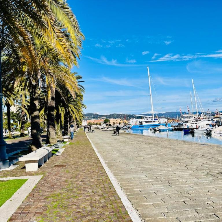 5 Terre apartment - close to port promenade - Two-Bedroom Apartment - 10