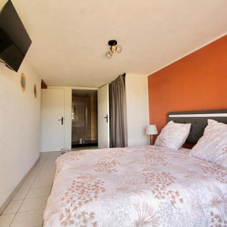 Lodge Les Cariolettes - Maison 4 Chambres - 17