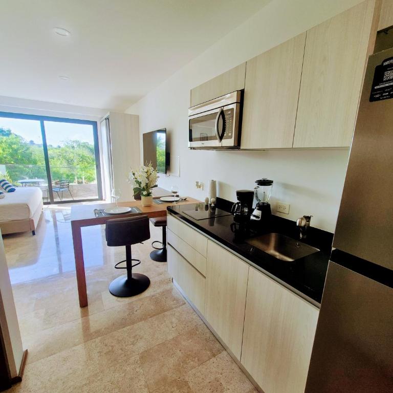 Nature view steps from the Caribbean Sea - Apartamento Estudio - 41
