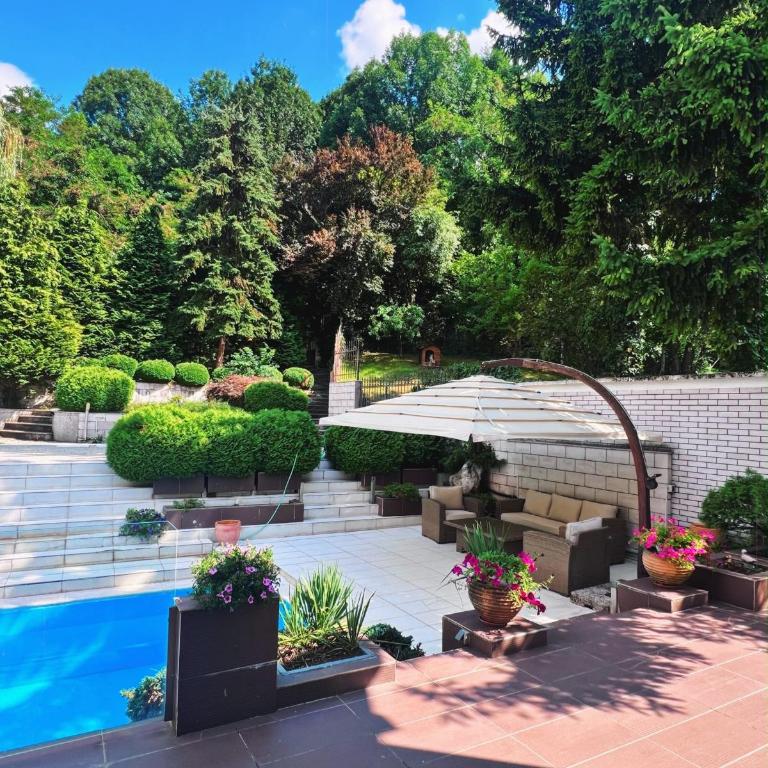 Villa Royal View Sarajevo - Deluks Vila - 2