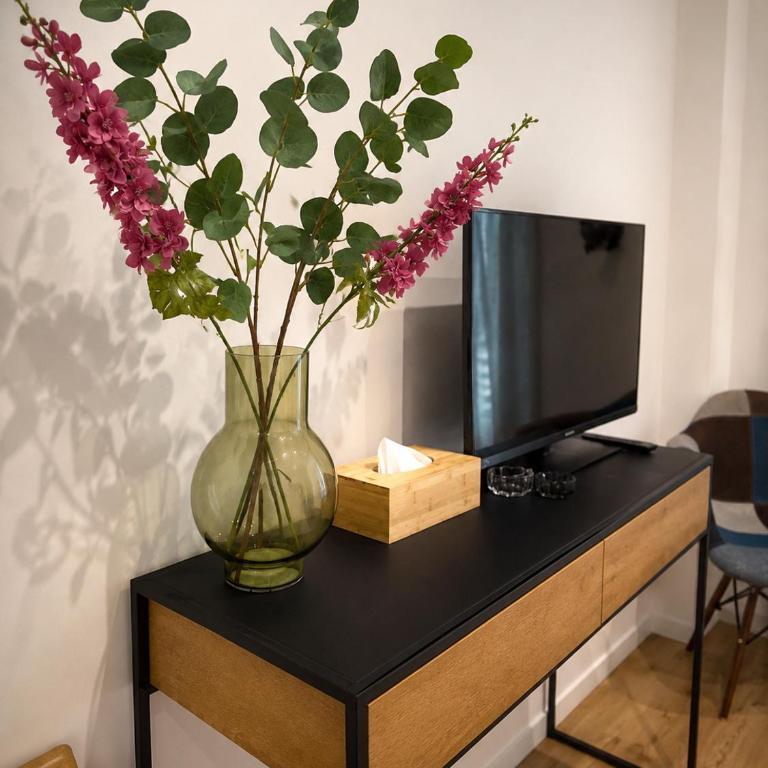 Sunwell - One-Bedroom Apartment - 8