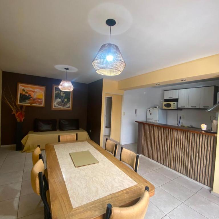 Bright apartment in the heart of Mendoza - Apartamento de 2 dormitorios - 1
