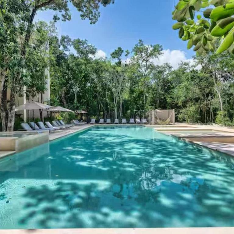 1st Flr Chic Jungle 1BR Priv Pool Steam & Gym - Apartamento - 29