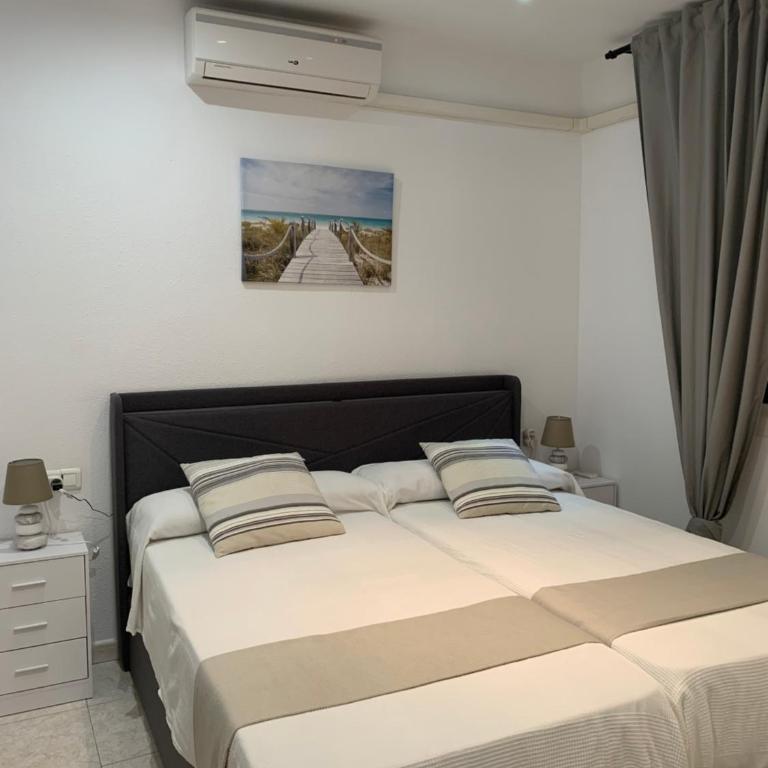 Puerto marina con gran terraza - Apartamento de 2 dormitorios - 3