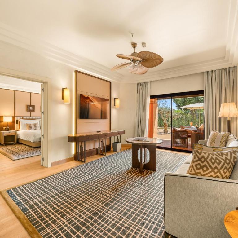 Gran Marbella Resort & Beach Club - Suite con jardín y piscina privada - 4
