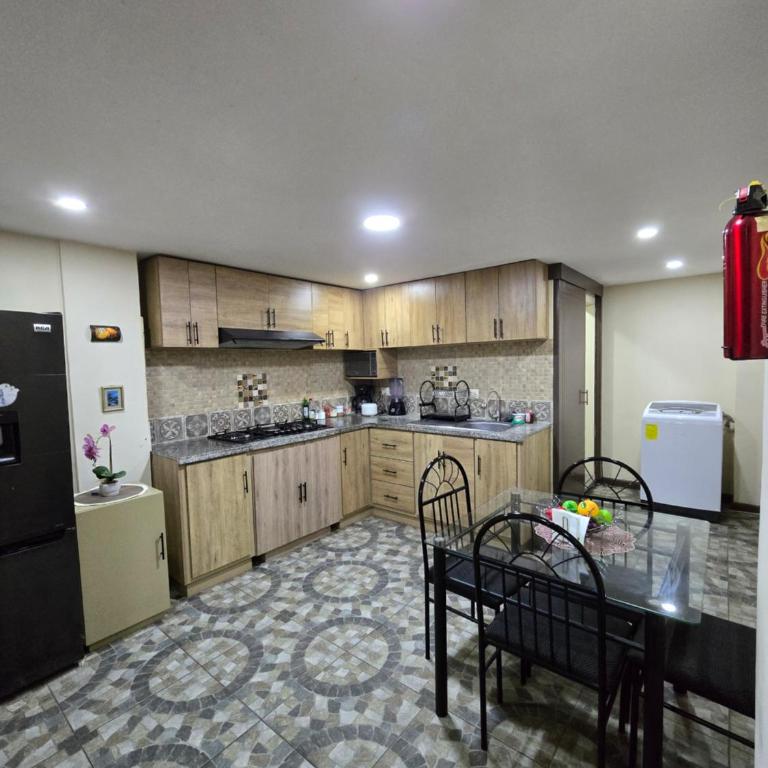Alojamiento en Cuenca PARQUE CALDERON - Two-Bedroom Apartment - 1
