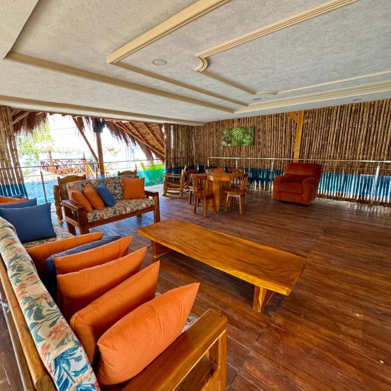 Condominio Vacacional frente al mar - Cabañas y Habitaciones - Two-Bedroom Deluxe Apartment with Balcony - 6