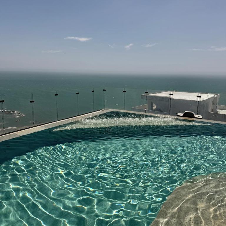 Brand NEW! Ocean front,City 360Views 26FL,FREE Airport pick up by IMZ - Two-Bedroom Apartment - 17