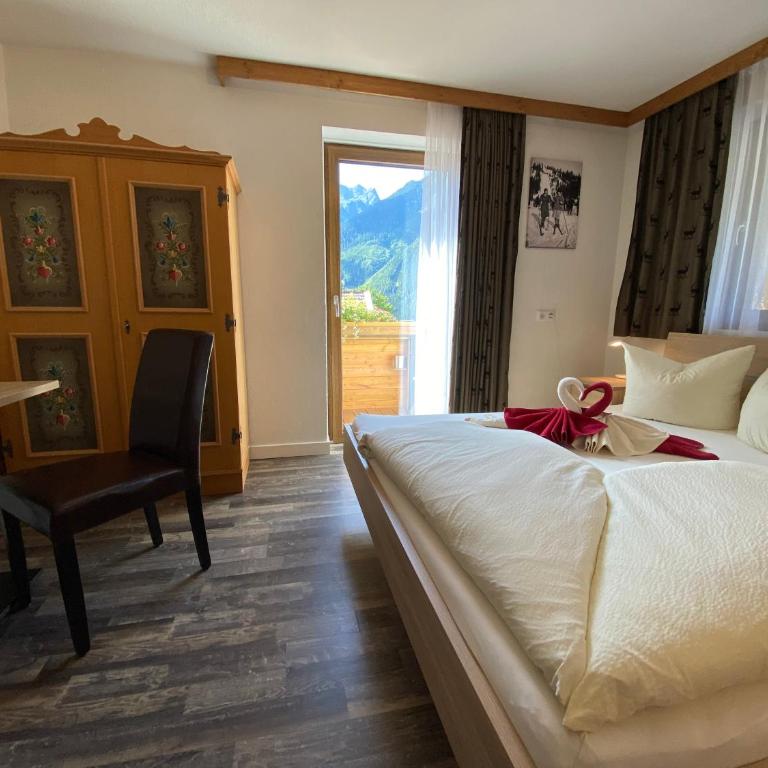 Pension Jagerhof - Sommercard Inkl - 5 Min zum Hochzeiger - Doppelzimmer mit Balkon - 7