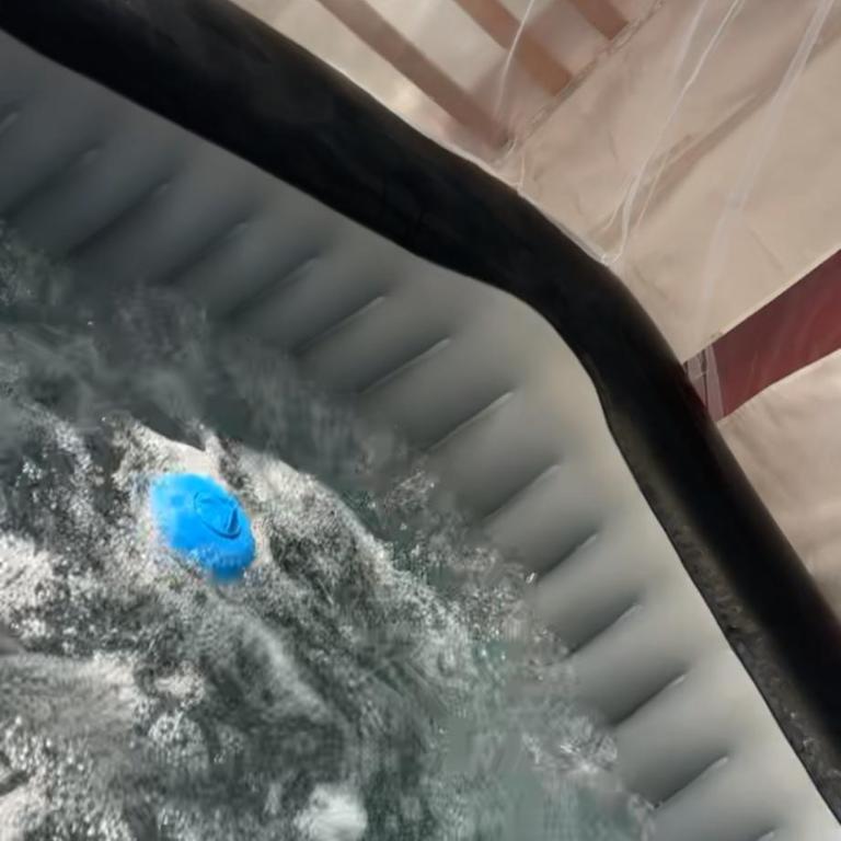 Jacuzzi Clim table de massage jardin et barbecue au cœur de Perpignan - Appartement 1 Chambre - 3