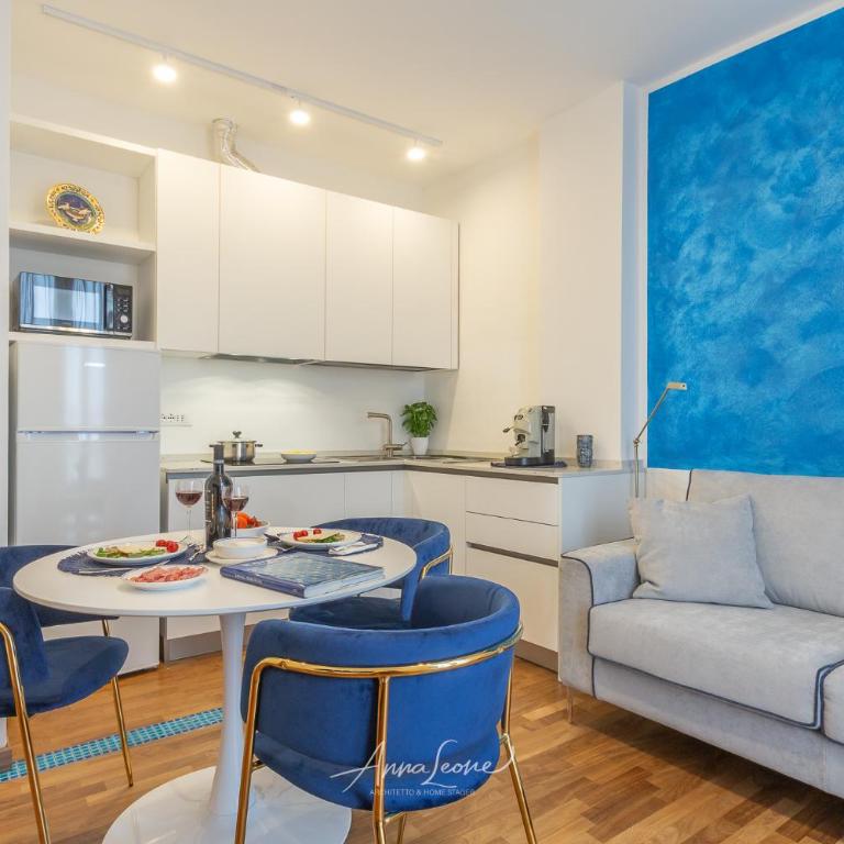 Stella Placidia Prestigious and elegant historic center, parking - Appartamento con 2 Camere da Letto - 1