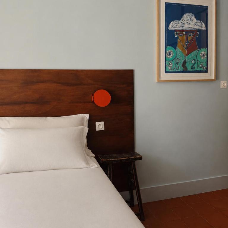 Hôtel Le Voltaire - Chambre Double Supérieure avec Balcon - 1