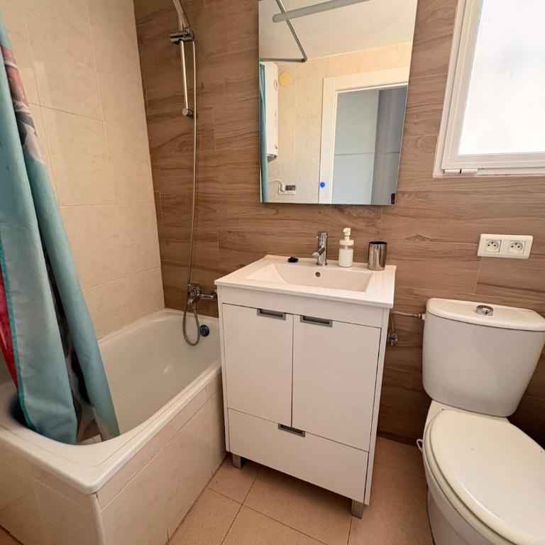 Acogedor estudio a pocos metros de la playa - One-Bedroom Apartment - 27