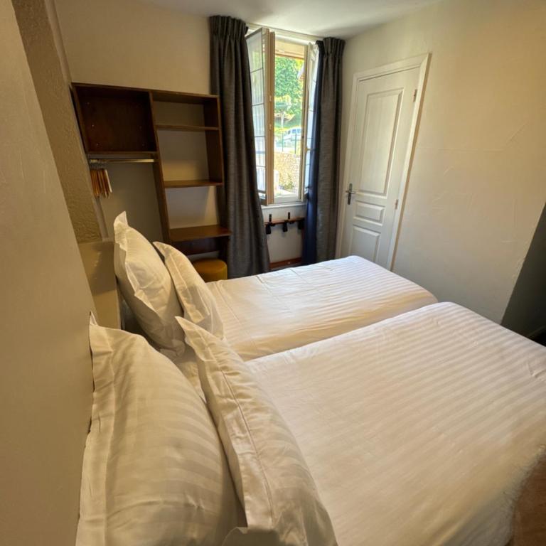 Hôtel Génépi - Petite Chambre Double ou Lits Jumeaux Économique - 1