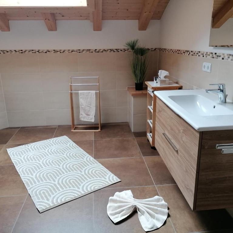 Ferienwohnung mit Loggia - Apartment mit 2 Schlafzimmern - 12