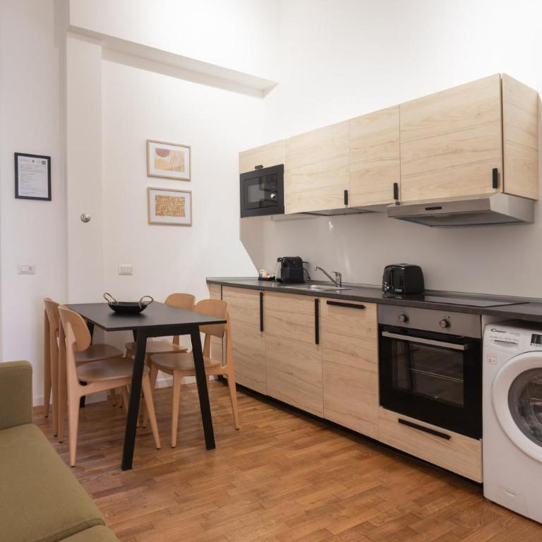 Palazzo Taverna Apartments - Appartamento con 2 Camere da Letto - 28
