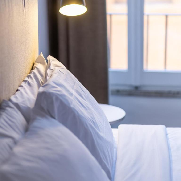 Palazzo Taverna Apartments - Appartamento Superior con 2 Camere da Letto - 1