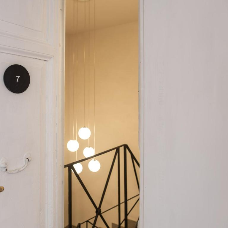 Palazzo Taverna Apartments - Appartamento Superior con 2 Camere da Letto - 31
