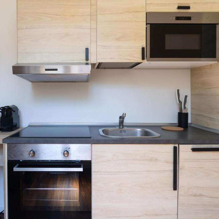 Palazzo Taverna Apartments - Appartamento Superior con 2 Camere da Letto - 32