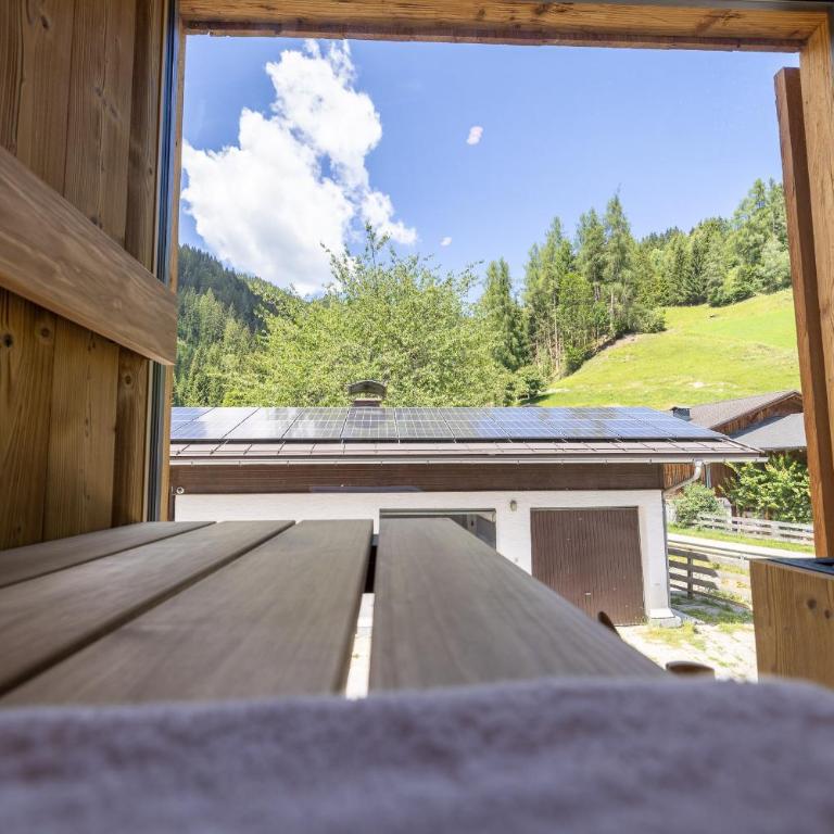 MOAHOF Chalets & Appartements - Deluxe Apartment mit 2 Schlafzimmern - 3