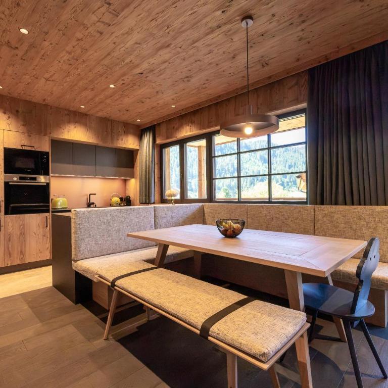 MOAHOF Chalets & Appartements - Deluxe Apartment mit 2 Schlafzimmern - 4